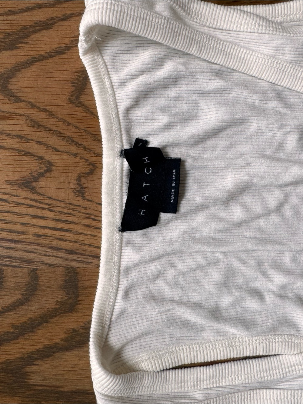 Hatch ribbed tank - Picture 3 of 3